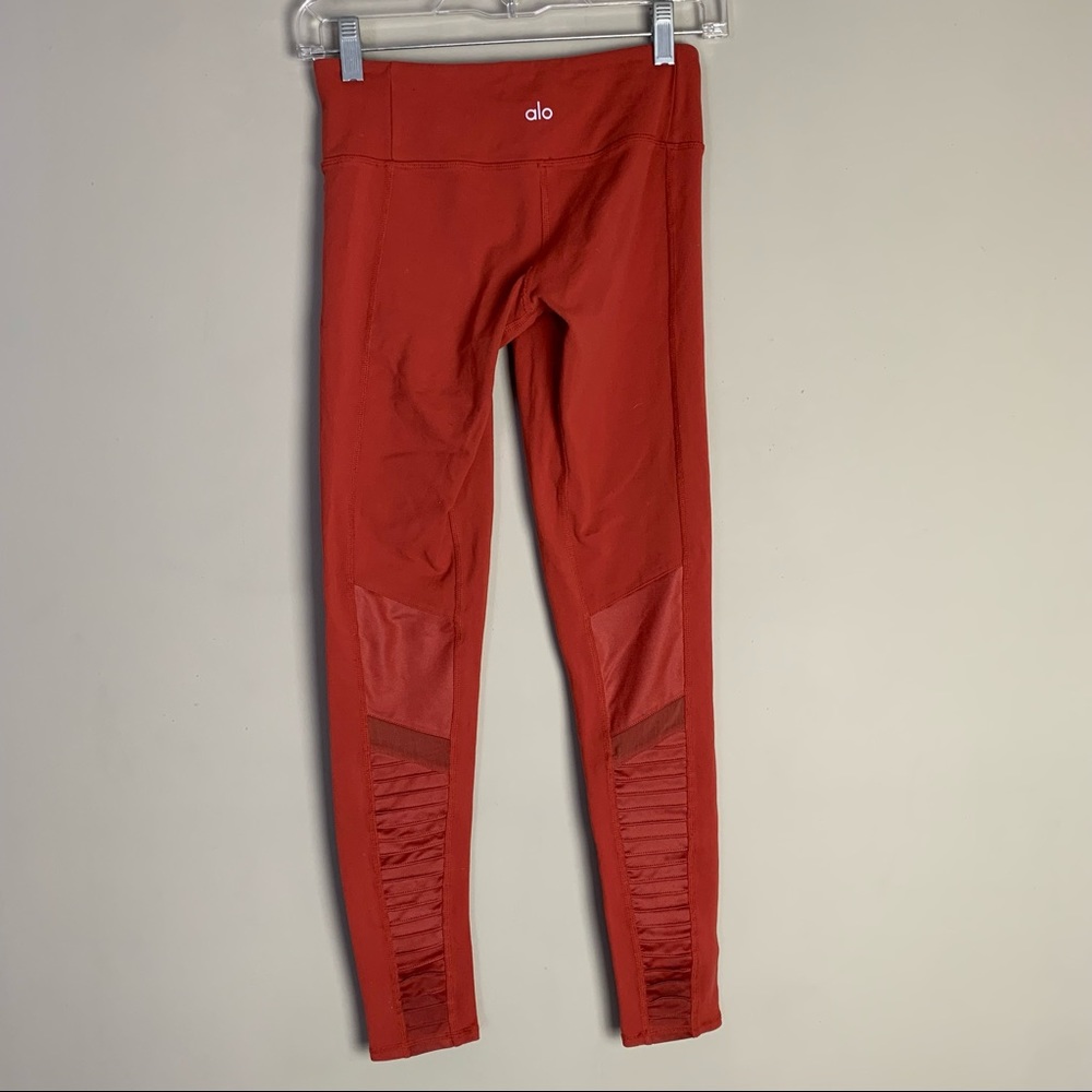 Alo Yoga High Waisted Sienna Burnt Orange Moto Leggings Size XS - Picture 8 of 11